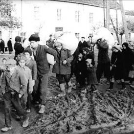 Továbbra se dönt a Fidesz a kitelepítettek kárpótlásáról