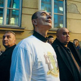 Romákkal kampányol Kocsis Máté ellen volt tanácsadója