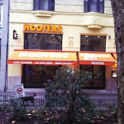 Hooters