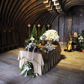 Az olcsó államért - Temetői fennforgások