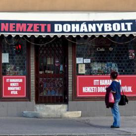 Lázár csókosai kennék széjjelfele a trafikmocskot