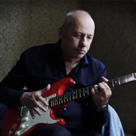 Mark Knopfler az Arénában