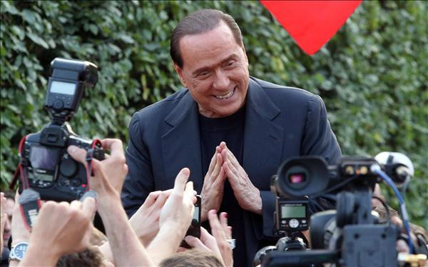 Berlusconi kórházba került