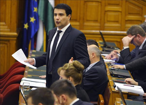 Mesterházy Attila is elhasalt az előválasztáson