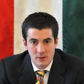 Jogerősen bukott Lucifer – Józsefváros 6 milliót fizet kirúgott dolgozójának