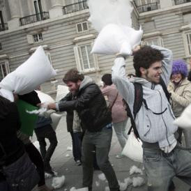 Csapatépítő kotonok – Viták a Budapesti Corvinus Egyetemen