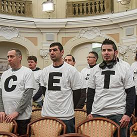 Tarlóson keresik a pénzüket a CET alvállalkozói