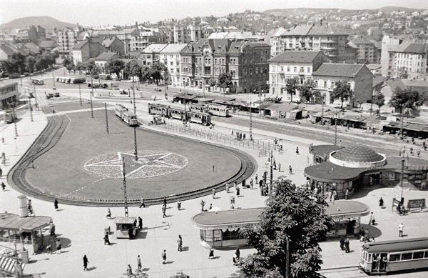 Moszkva tér, 1952