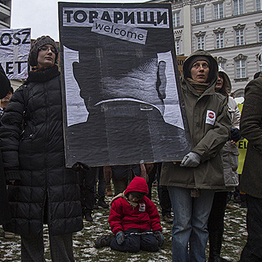 Nem leszünk a kormány gyarmata! – Civil tüntetés a paksi bővítés ellen