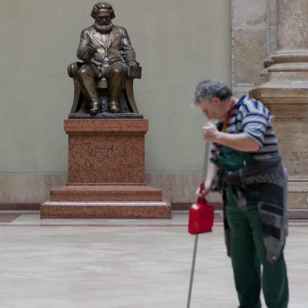 Sikkasztás gyanúja a Corvinuson