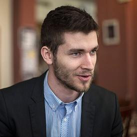 „Valamikor el kell kezdeni” – Civil akció a Jobbik ellen