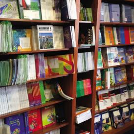 Olcsóbbért gyengébbet – A távozó Hoffmann Rózsa legyalulta a tankönyvpiacot