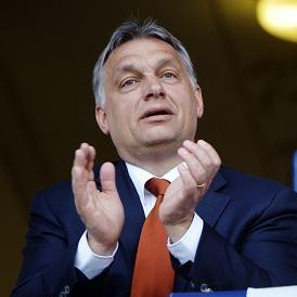 Angyalbőrben – Orbán emlékművet értelmez