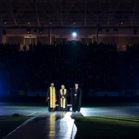 Hány püspök kell egy stadion felszenteléséhez?