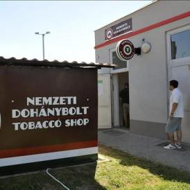 Marad a trafikok kiváltsága