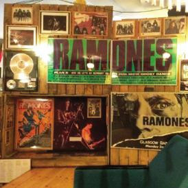 Szakadt farmerek szentélye - A Ramones Múzeum Berlinben 