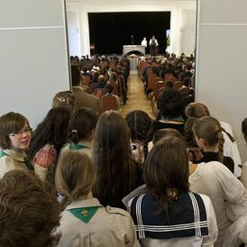 „A Jóisten nagyon szereti” - Változóban a váci egyházi gimnázium 