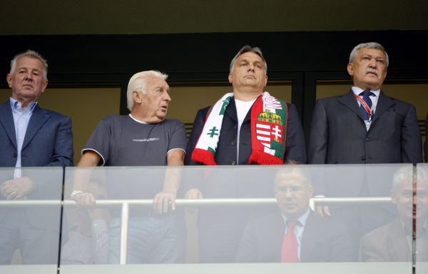 Orbán Viktor interjújában ott a válasz: miért keres havi 9 milliót a felcsúti albán csodafocista a harmadosztályban