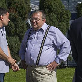Orbán és Simicska alig bírja türtőztetni magát