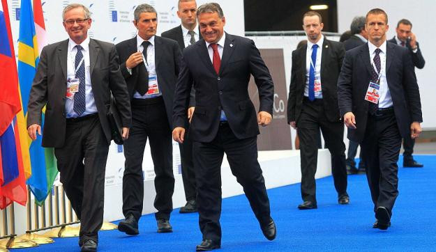 Búcsú a konzervatívoktól – Orbán és a nép