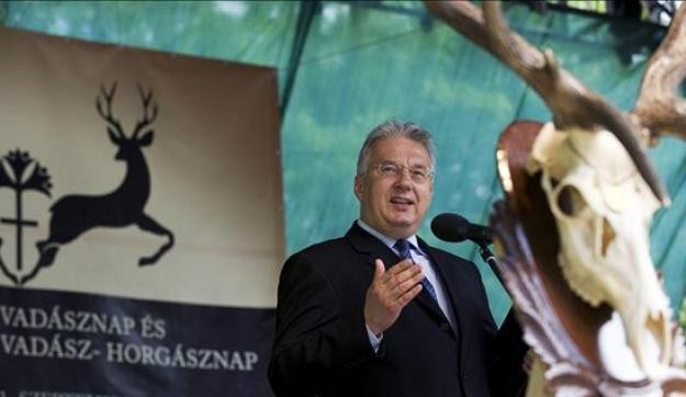 Mintha élne – Onnan támadják Orbánt, ahonnan senki nem várta