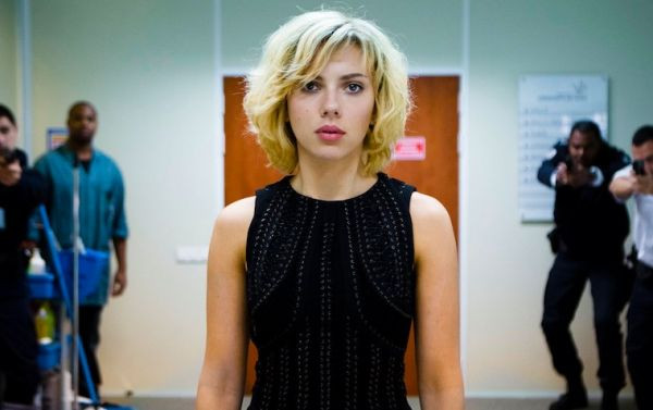 Engedély nélkül használhatta egy MI-program Scarlett Johansson hangját