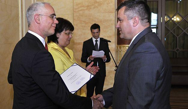 Zéró tolerancia, zéró párbeszéd – a kormányt nem érdekli a droghelyzet