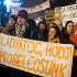 Gyalázatos és nevetséges – Tüntetés Orbán ellen