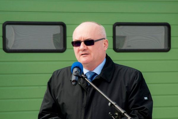 Hende Csaba nem érzi úgy, hogy bántóan fogalmazott a családi pótlék emelése kapcsán 