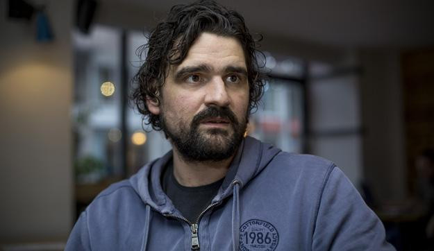 „Kezdődhet az árvácskázás” 