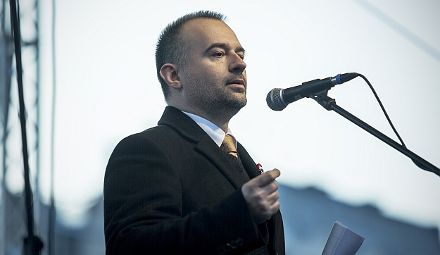 „Nem fog leszakadni a választó keze” – Lattmann Tamás a civilek népszavazási kezdeményezéséről