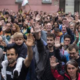 Egy éve vegzálja a kormány a civileket  - Csak a gonoszság maradt