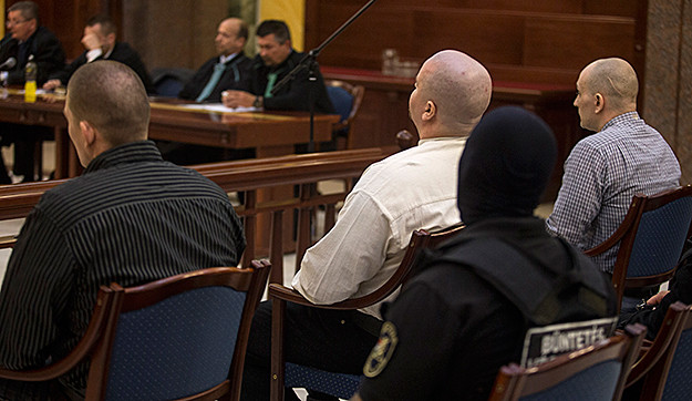 „Az lett volna a jó, ha nem ölik meg őket. Hát, az állatot sem bántjuk”