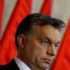 Orbán ünnepelteti magát, és egyre vadabb hülyeségeket hord össze