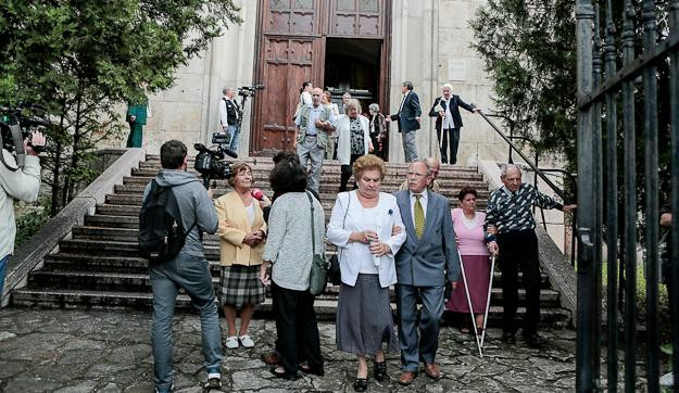 Akik minden reggel és este imádkoznak Orbán Viktorért – Bejutottunk a hálaadó szentmisére