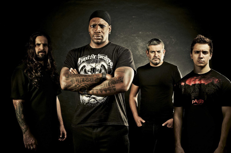 Sepultura 30