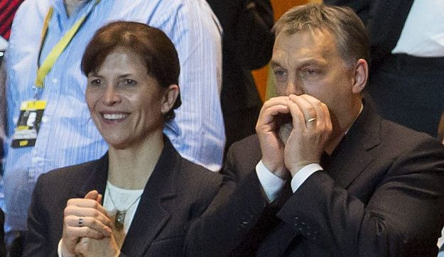 A magyaroknak minden pénzt megér, hogy Orbán Viktor táncolhasson egy jót