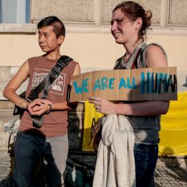 Nemzetközi welcome party a Keletinél   