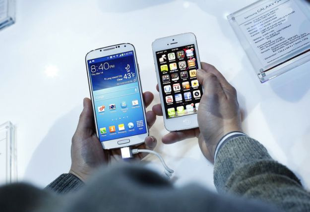 Maximum 20 ezer forintot ad mobilcserére az NMHH 