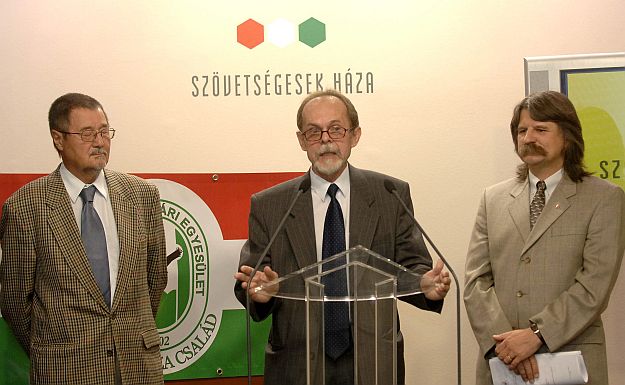 2007-es sajtótájékoztató a magyar termőföldről