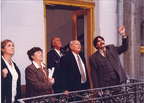 1999. október 20. Látogatás a Magyar Fotográfusok Házában