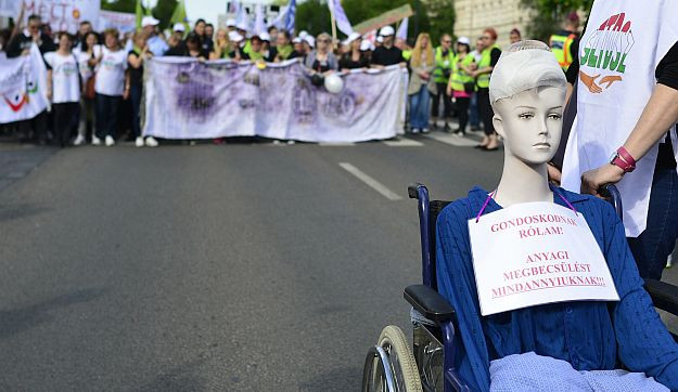 „Ma a családok és a gyerekek a legsérülékenyebbek Magyarországon”