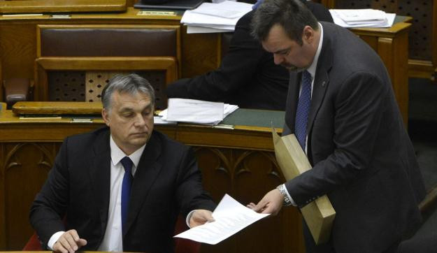 L. Simon és barátai megközelítették a másfél milliárd forintot