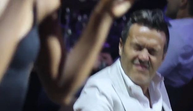 Semmi Dubai, semmi Ibiza, Habony Árpád ma hőssé emelkedett