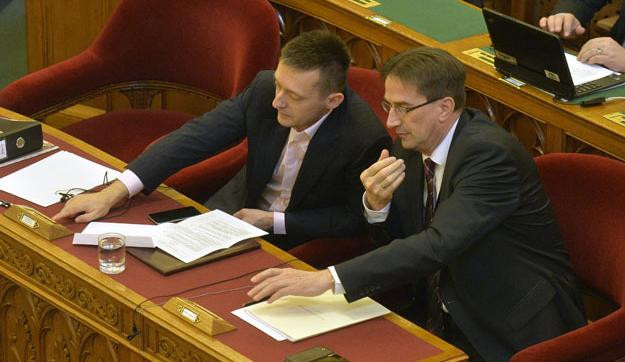 Baráti otthonteremtés – Államilag támogatott fogyasztói csoportok