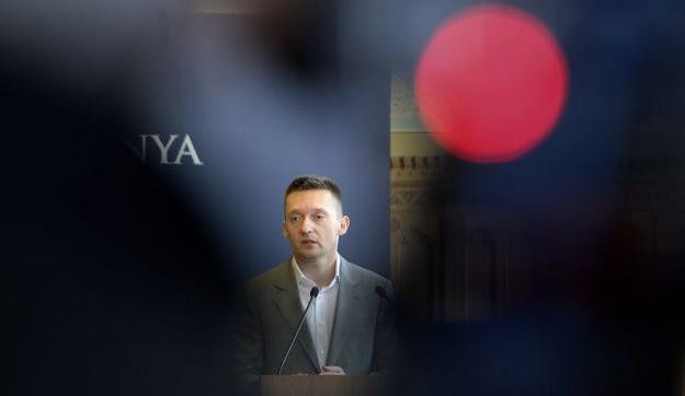 „Egyéb elfoglaltsága” támadt: Rogán bátran kihagyja a bíróság előtti szembesítést Portik Tamással