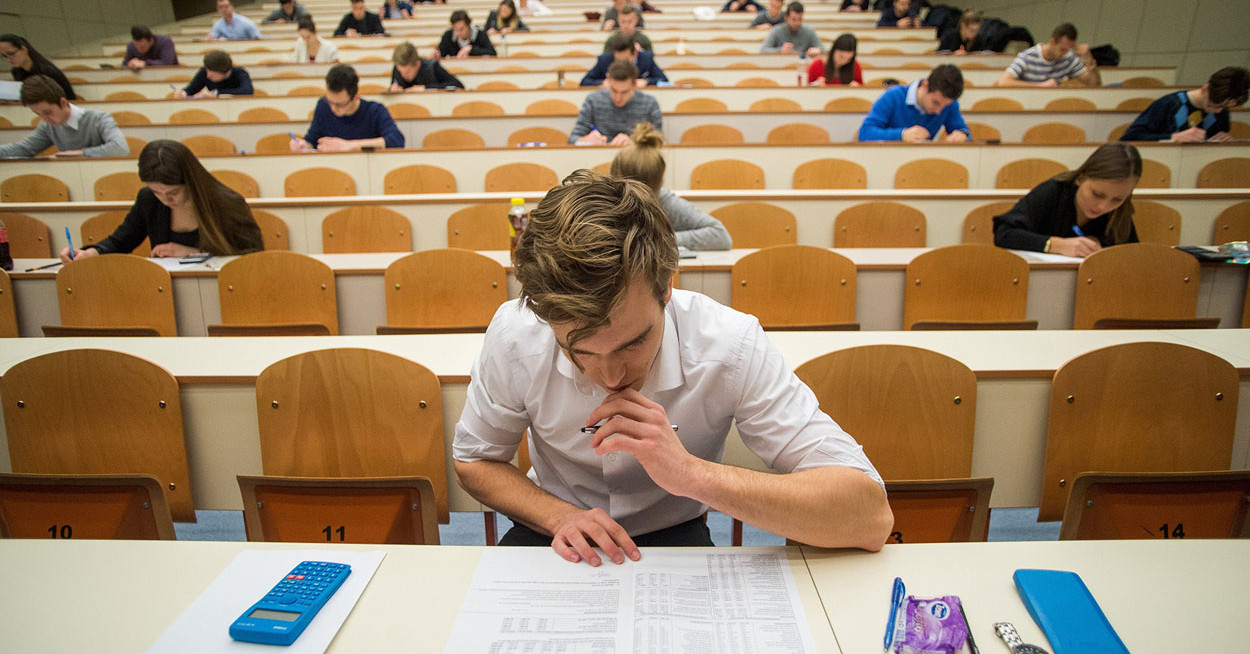 A helyek alig 10 százalékát sikerült feltölteni a kormány Erasmust helyettesítő programjában