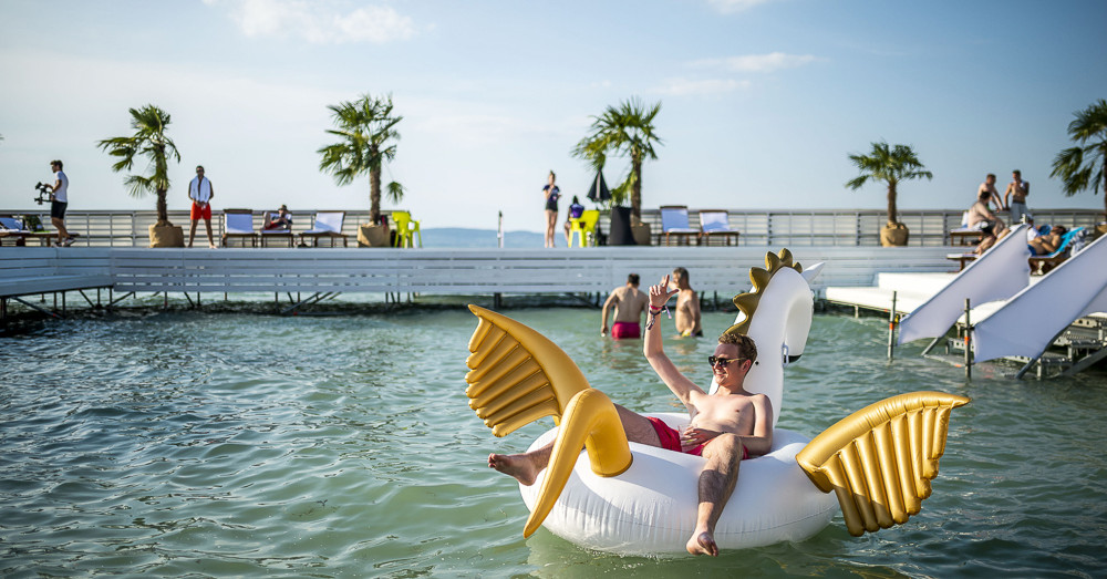 Megnézték, mennyi mikroműanyag van a Balatonban