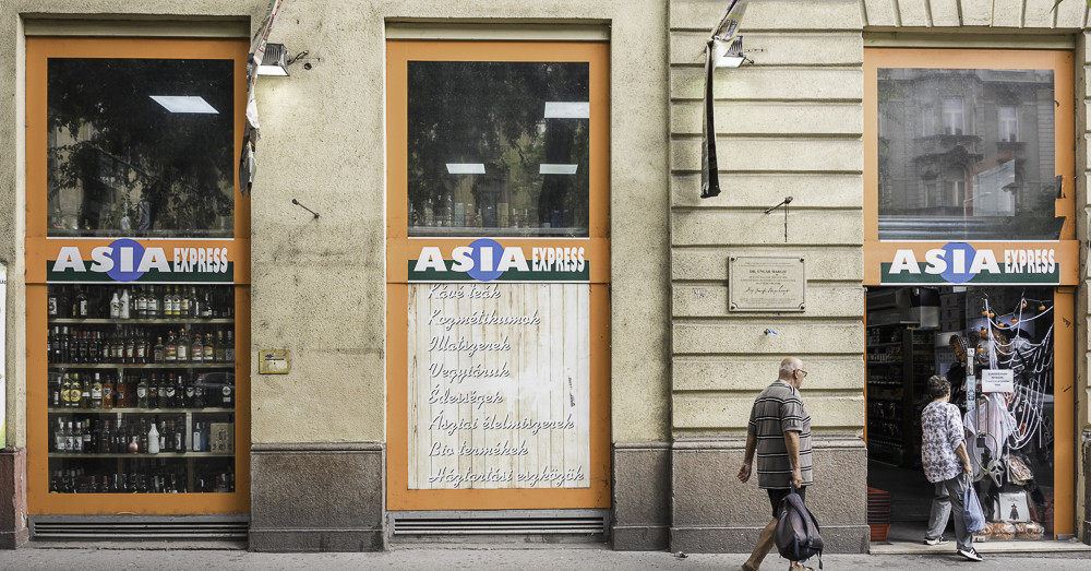 Hogyan tudnak hatékonyak lenni a Budapesten gombamód szaporodó ázsiai üzletek?