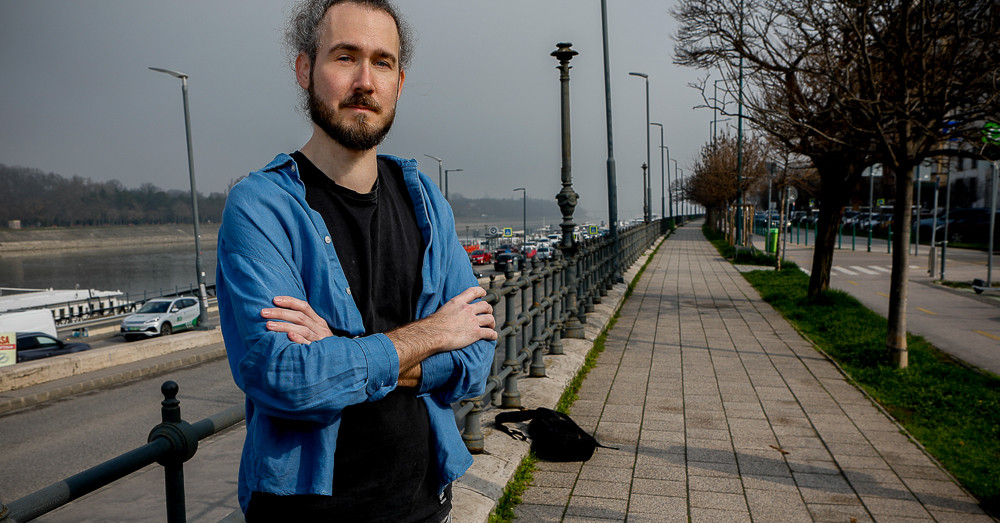 „A jelenben történik minden”